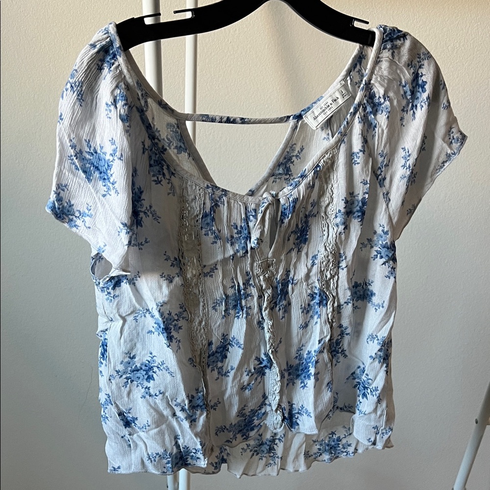 Abercrombie & Fitch Blue Floral Blouse